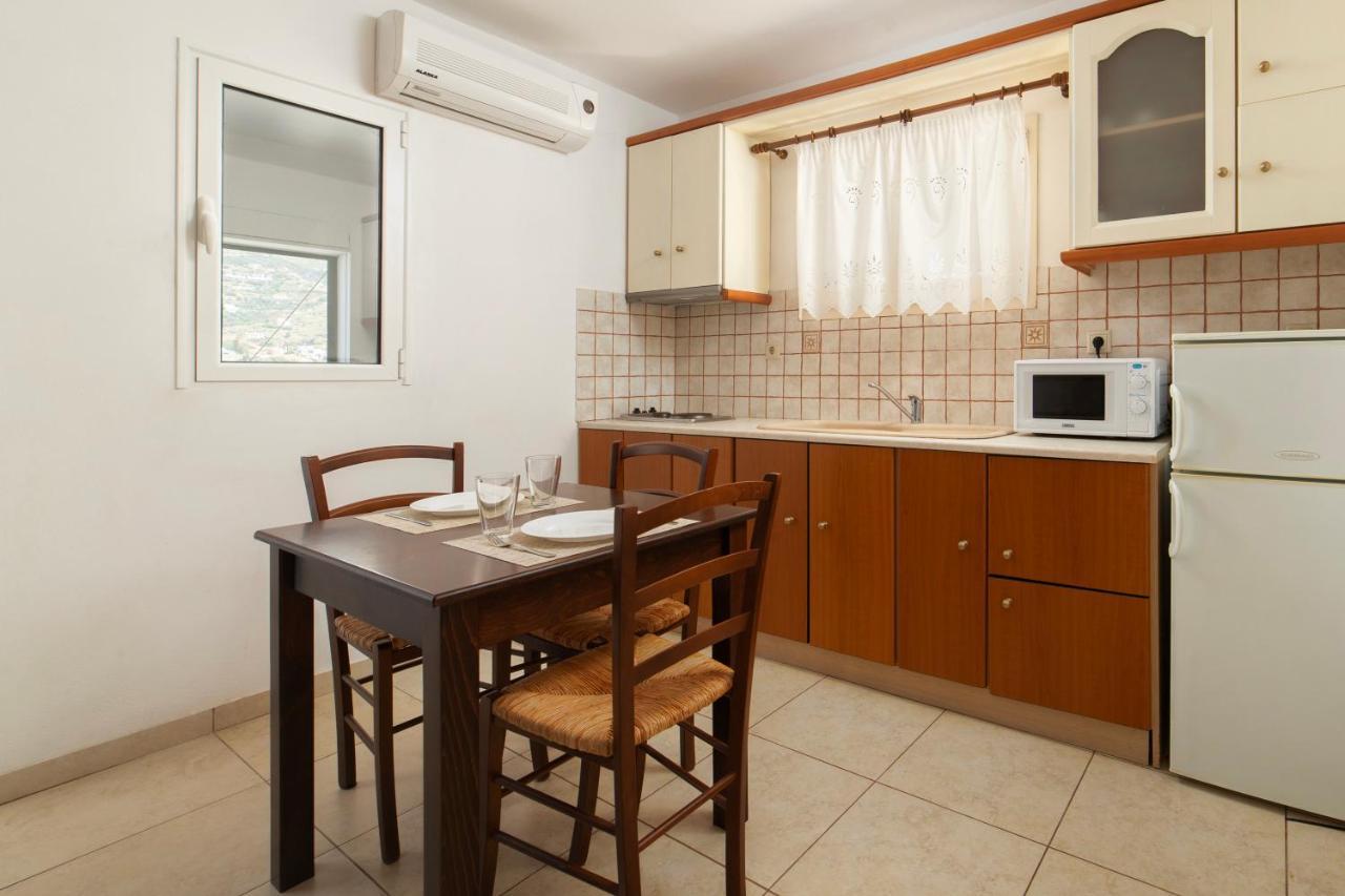 Almar Apartments Батси Экстерьер фото